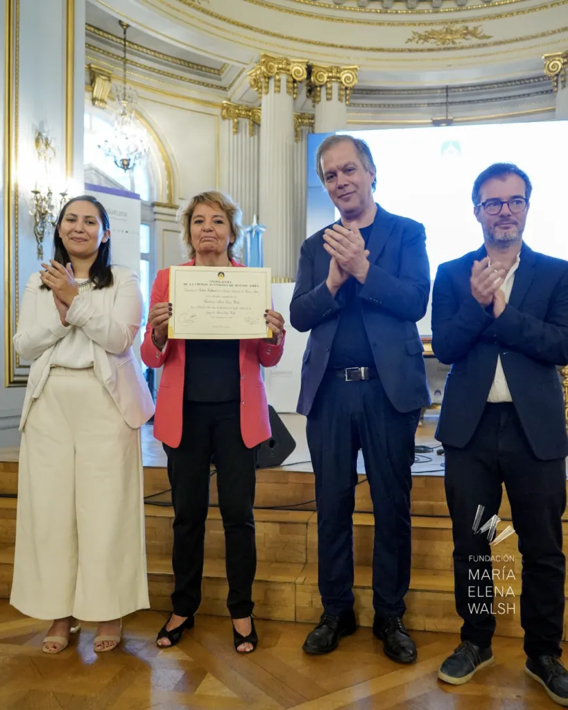 La Fundación María Elena Walsh fue reconocida por su labor en la Legislatura Porteña.